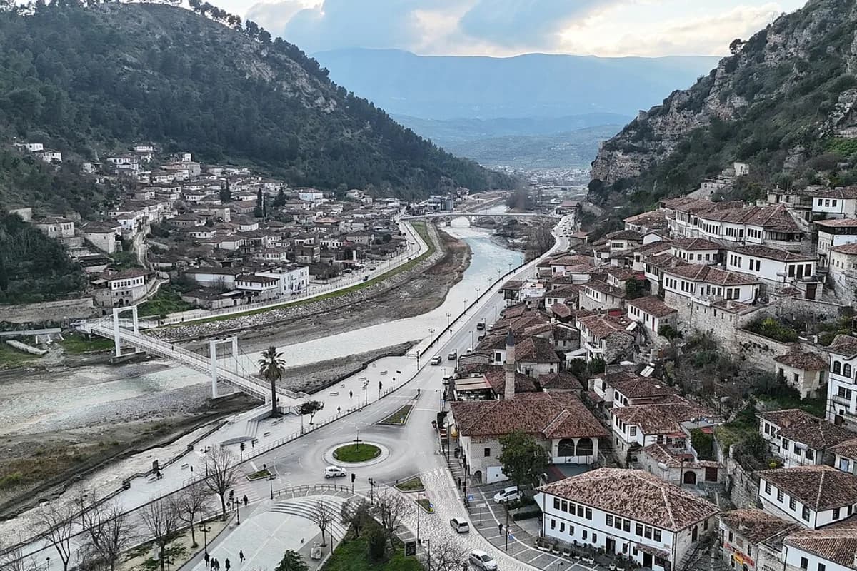 Berat şəhərində tarixi evlər