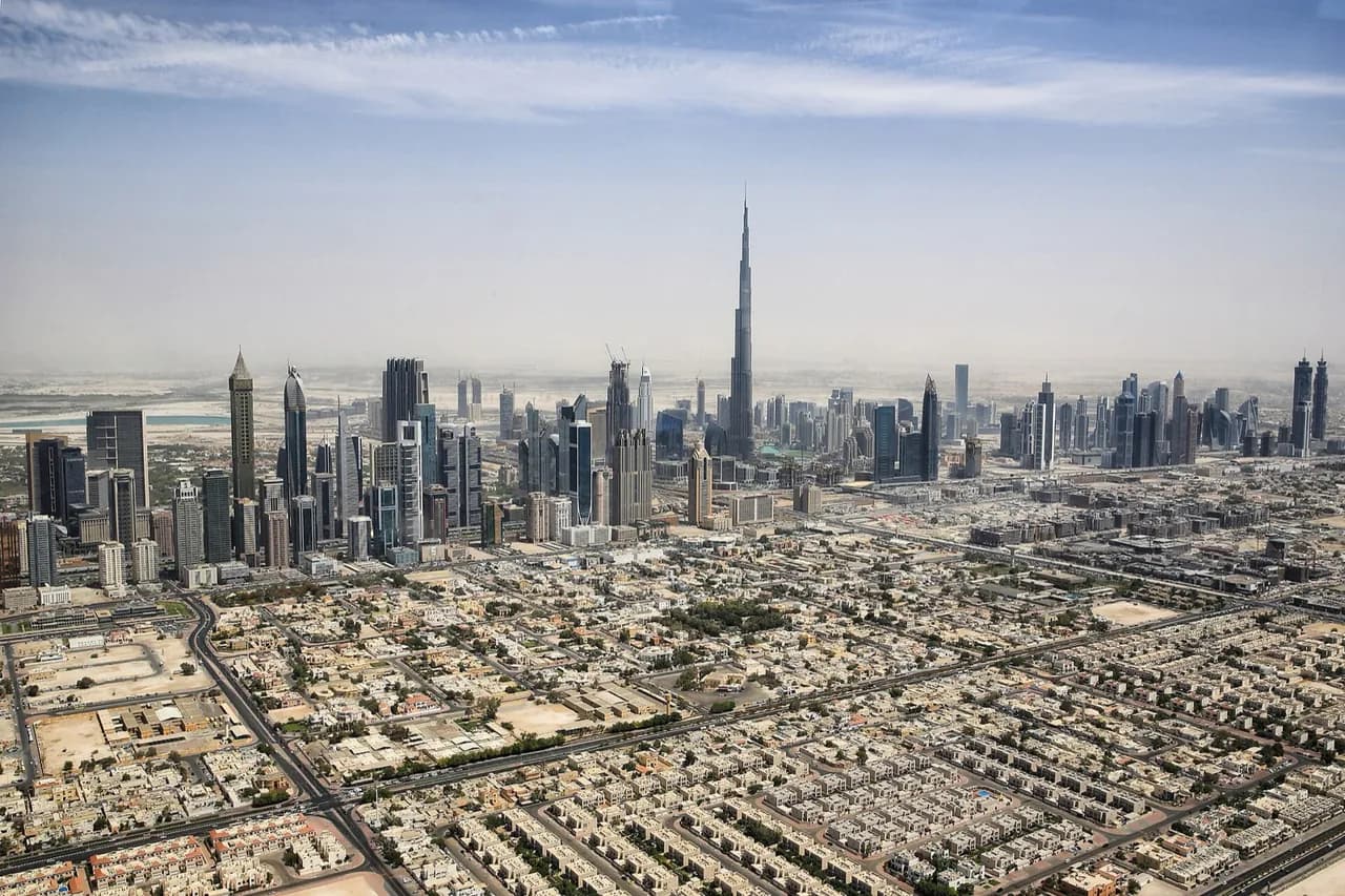 Dubay silueti və Burc Xəlifə