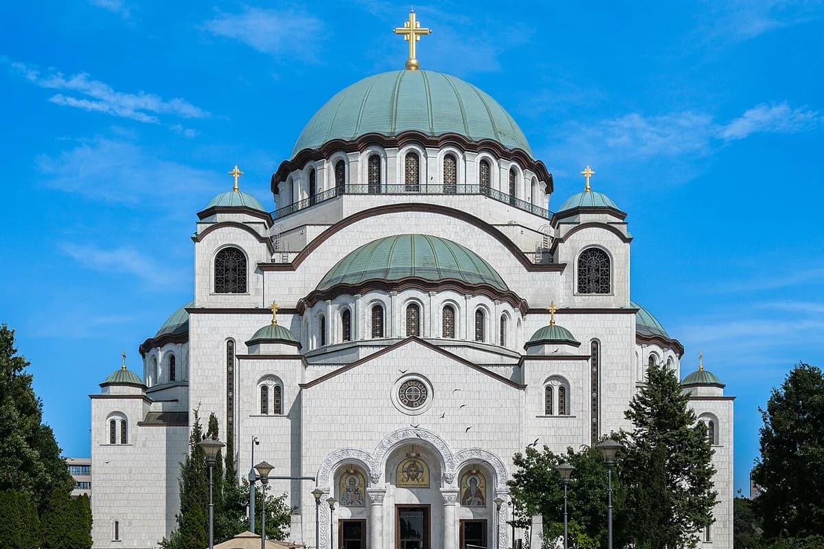 Belqradda Müqəddəs Sava məbədi