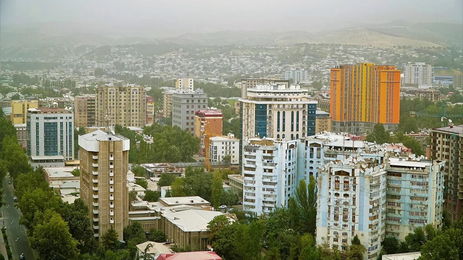 Düşənbə şəhərində mərkəzi mənzərə