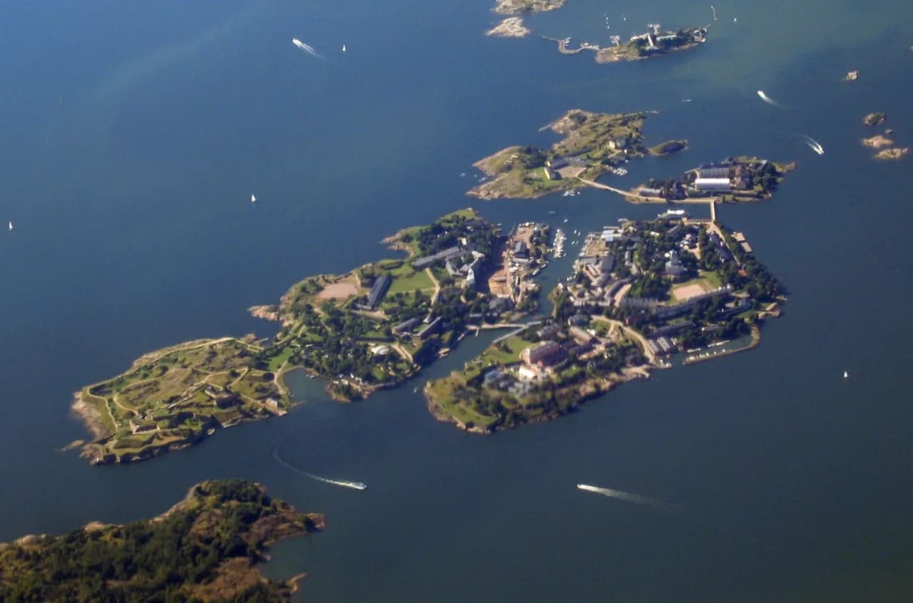 Suomenlinna dəniz qalası