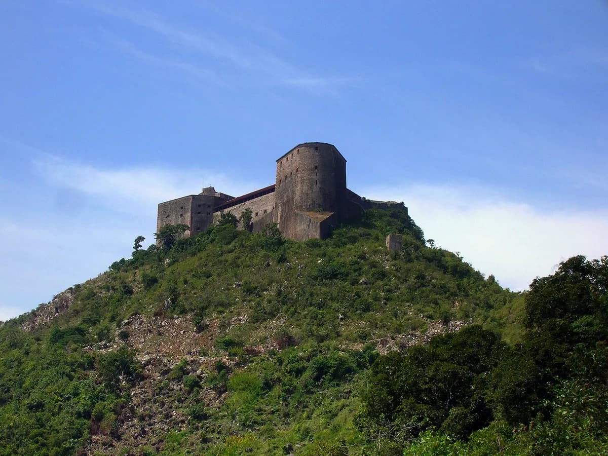 Haitidə tarixi Sitadel Lafyer qalası