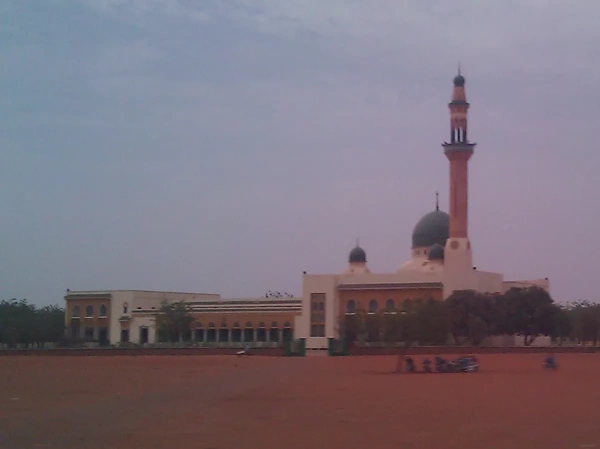 Niameydə böyük məscid