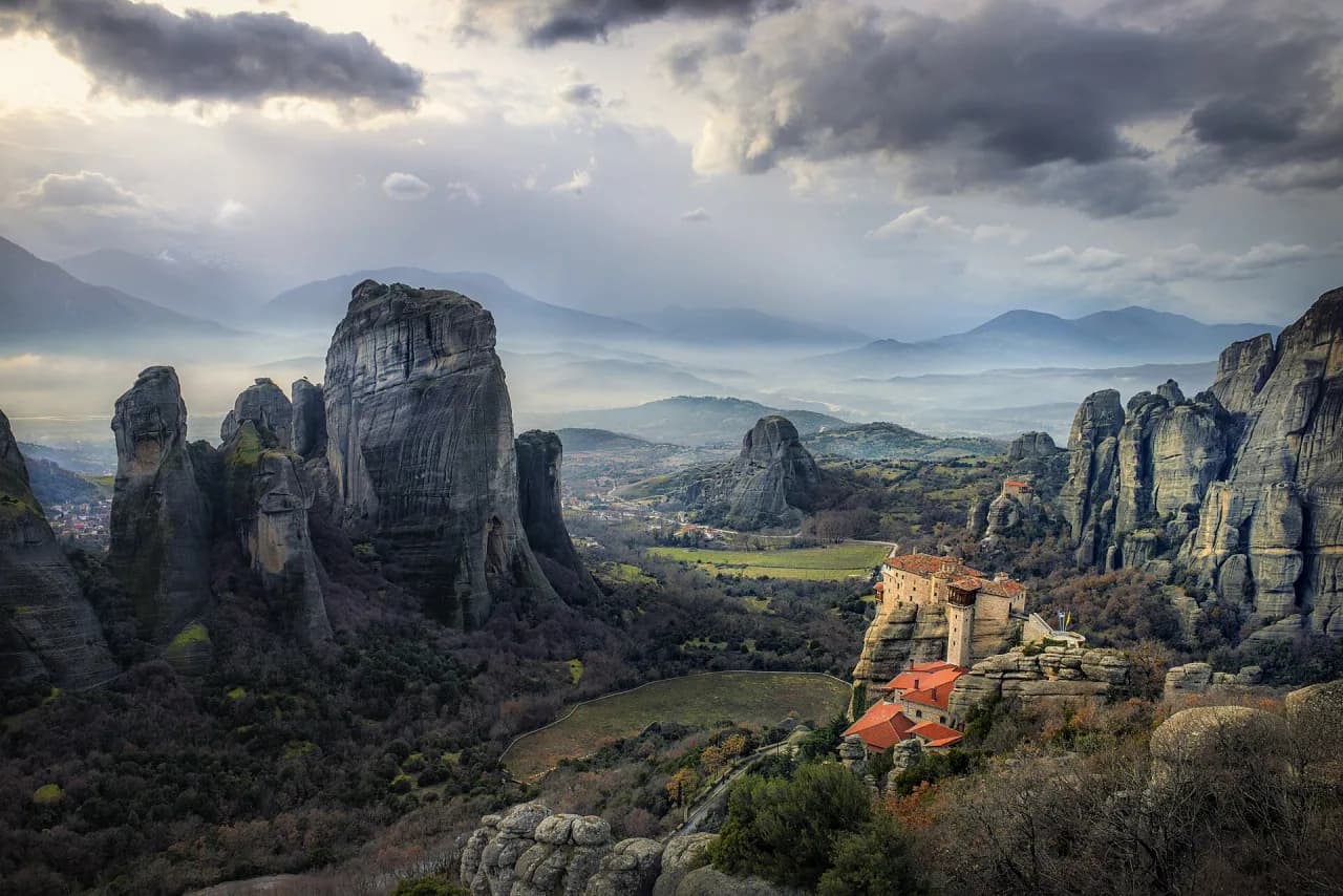 Meteora monastırları